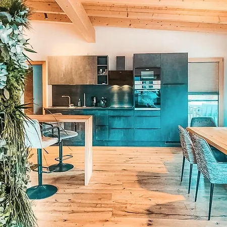 Appartement Alpenluxus Presents Vivazilare Loft - Balcony Und Car Park à Fügen Extérieur photo