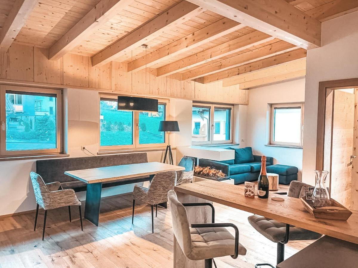 Alpenluxus Presents Vivazilare Loft - Balcony Und Car Park Appartement Fügen
