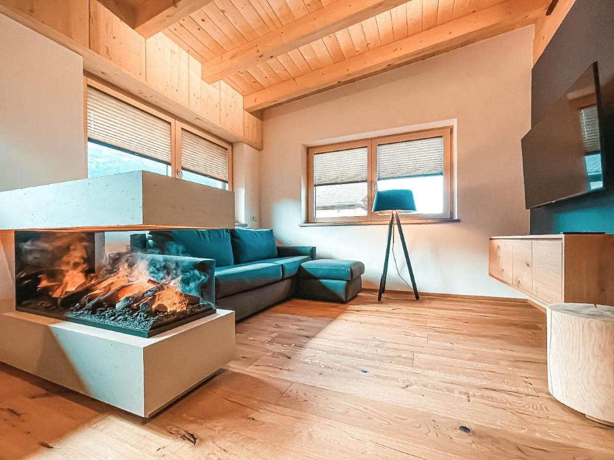 Alpenluxus Presents Vivazilare Loft - Balcony Und Car Park Appartement Fügen